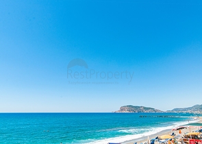 اطلالة بحر مباشرة - شقة مفروشة - تصميم 1+2 - في منطقة توسمور المركزية / الانيا 