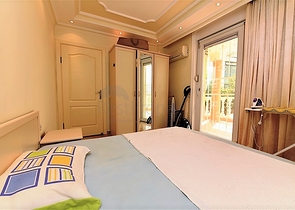 دوبلكس ارضية - اطلالة مفتوحة - 3 غرف وصالة -مفروشة - في كاستل / الانيا 