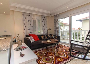 فيلا مستقلة - بسعر منافس - اطلالة رائعة - في مركز الانيا 