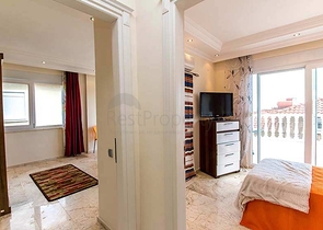 فيلا مستقلة - بسعر منافس - اطلالة رائعة - في مركز الانيا 