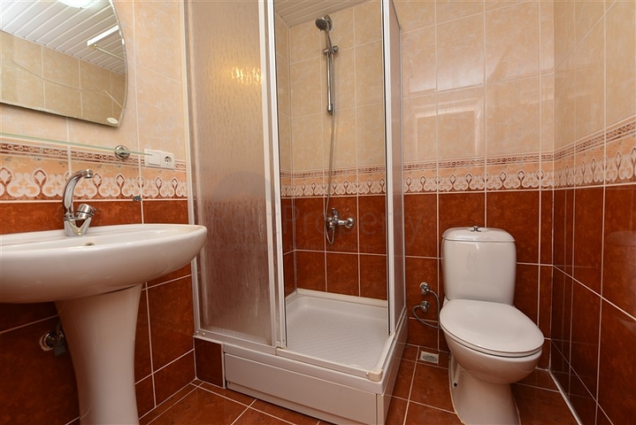 شقة مفروشة - غرفتين وصالة - قريبة من البحر - مهموتلار / الانيا 