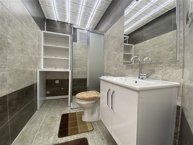 في مركز الانيا - شقة غرفة وصالة - مناسبة للاستثمار 