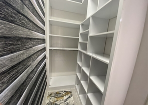 في مركز الانيا - شقة غرفة وصالة - مناسبة للاستثمار 