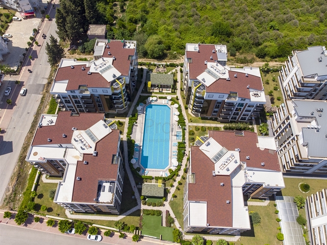 شقة بغرفة نوم واحدة مع أثاث في مشروع راقٍ في كونيالتي