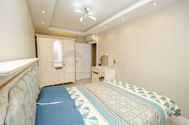 شقة بغرفة نوم واحدة مع أثاث في مشروع راقٍ في كونيالتي