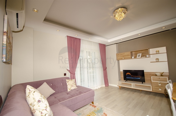 شقة بغرفة نوم واحدة مع أثاث في مشروع راقٍ في كونيالتي