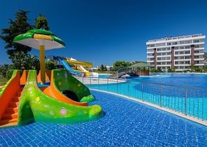 منزل العطلات - مجمع سكني في منطقة سكنية هادئة - ديمرتاش /الانيا 