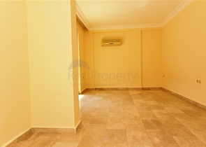 موقع مركزي مميز - دوبلكس 3 غرف وصالة - في اوبا / الانيا 