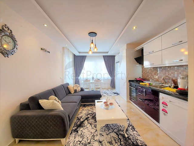 بسعر مغري - شقة مفروشة قريبة من البحر -2 غرفة وصالة - مهموتلار / الانيا 