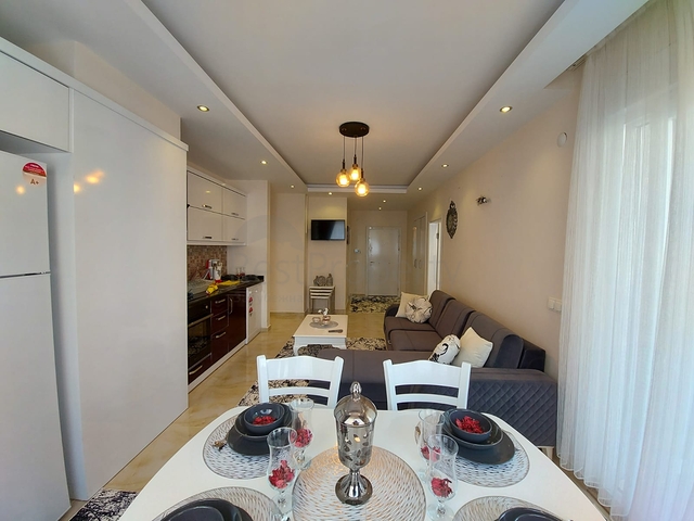 بسعر مغري - شقة مفروشة قريبة من البحر -2 غرفة وصالة - مهموتلار / الانيا 