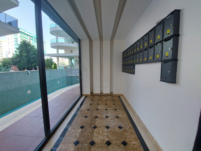 بسعر مغري - شقة مفروشة قريبة من البحر -2 غرفة وصالة - مهموتلار / الانيا 