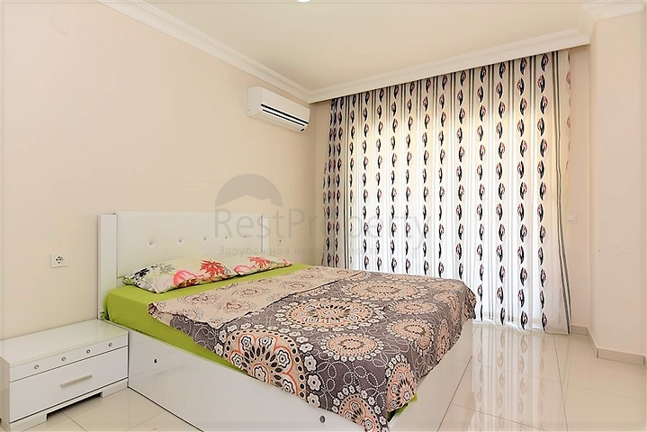 موقع مميز - مناسبة للاستثمار - شقة غرفة وصالة في منطقة اوبا - الانيا 