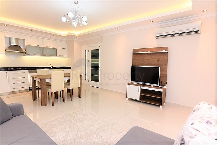 موقع مميز - مناسبة للاستثمار - شقة غرفة وصالة في منطقة اوبا - الانيا 