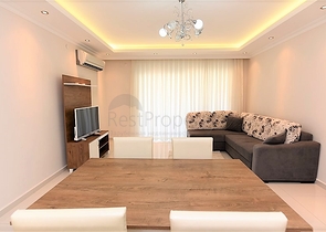 موقع مميز - مناسبة للاستثمار - شقة غرفة وصالة في منطقة اوبا - الانيا 