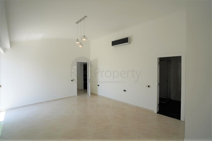 مجمع عائلي فاخر - دوبلكس واسعة في منطقة اوبا / الانيا