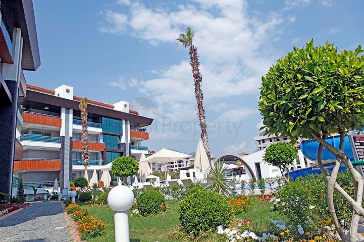 مجمع عائلي فاخر - دوبلكس واسعة في منطقة اوبا / الانيا