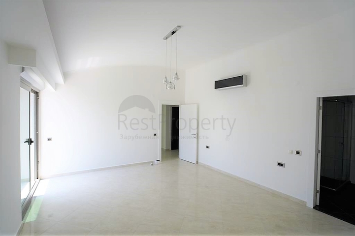 مجمع عائلي فاخر - دوبلكس واسعة في منطقة اوبا / الانيا