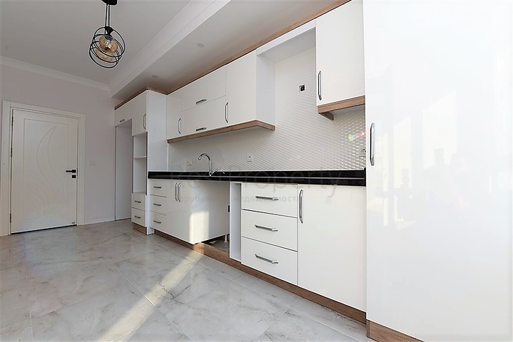 شقة جديدة - مطبخ منفصل -2 غرفة وصالة - في مهموتلار / الانيا 