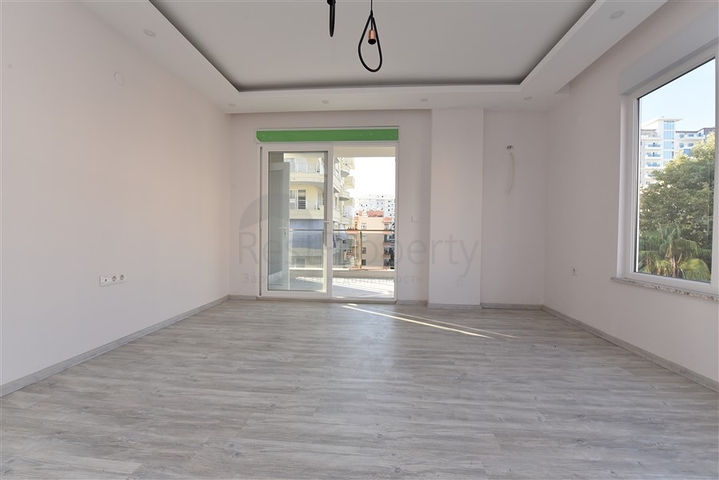 شقة جديدة - مطبخ منفصل -2 غرفة وصالة - في مهموتلار / الانيا 