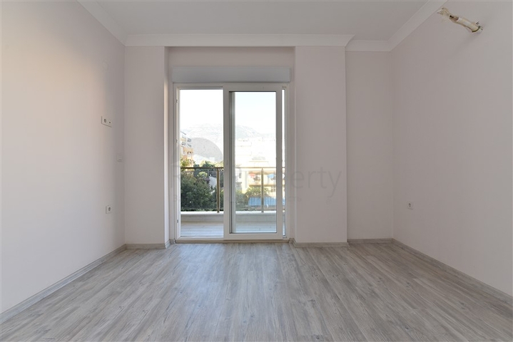 شقة جديدة - مطبخ منفصل -2 غرفة وصالة - في مهموتلار / الانيا 