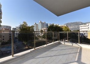 شقة جديدة - مطبخ منفصل -2 غرفة وصالة - في مهموتلار / الانيا 