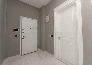 على البحر مباشرة - مجمع فاخر - دوبلكس 3 غرف وصالة - في منطقة اوبا المركزية / الانيا 