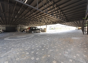 على البحر مباشرة - مجمع فاخر - دوبلكس 3 غرف وصالة - في منطقة اوبا المركزية / الانيا 