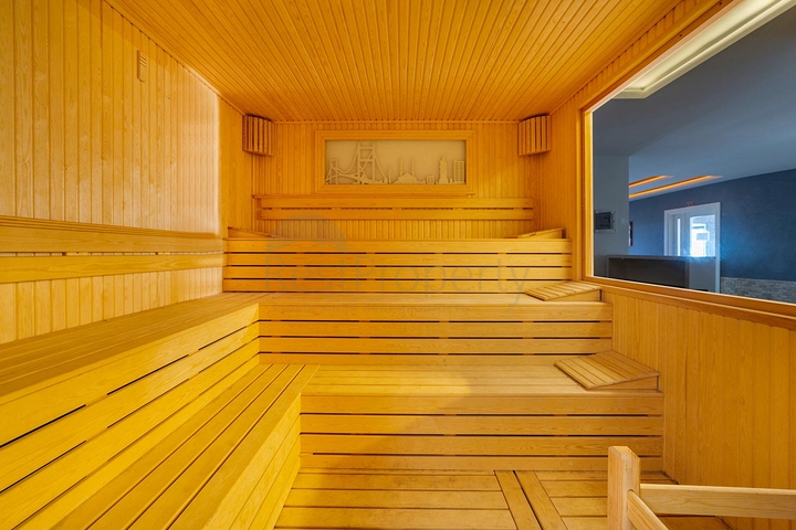 اطلالة بحر - شقة مفروشة  ضمن مجمع فاخر - في كارجي جاك / الانيا 