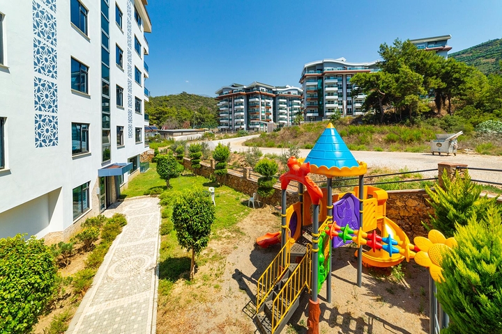 اطلالة بحر - شقة مفروشة  ضمن مجمع فاخر - في كارجي جاك / الانيا 