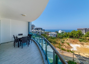 اطلالة بحر - شقة مفروشة  ضمن مجمع فاخر - في كارجي جاك / الانيا 