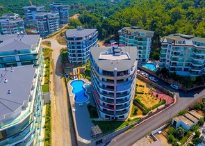 اطلالة بحر - شقة مفروشة  ضمن مجمع فاخر - في كارجي جاك / الانيا 