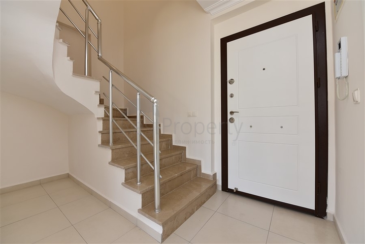 سعر مناسب - دوبلكس واسعة - من تصميم 2 غرفة وصالة - مجمع فاخر -في افسلار / الانيا 