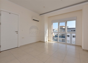 سعر مناسب - دوبلكس واسعة - من تصميم 2 غرفة وصالة - مجمع فاخر -في افسلار / الانيا 