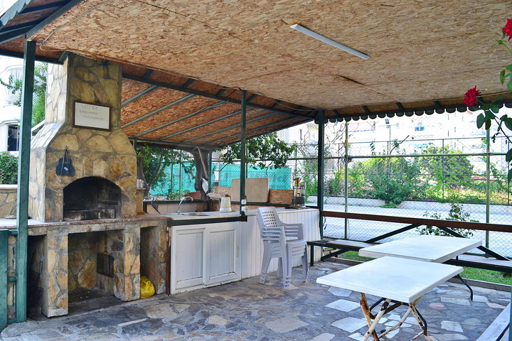 قريبة من البحر - شقة غرفتين وصالة - مفروشة -ضمن مجمع- مهموتلار / الانيا 