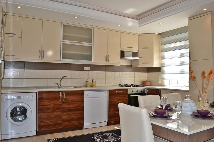 قريبة من البحر - شقة غرفتين وصالة - مفروشة -ضمن مجمع- مهموتلار / الانيا 