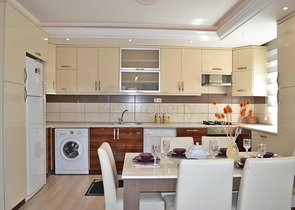 قريبة من البحر - شقة غرفتين وصالة - مفروشة -ضمن مجمع- مهموتلار / الانيا 