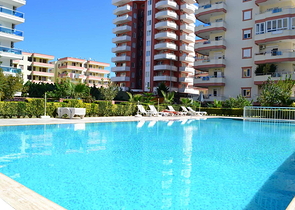 قريبة من البحر - شقة غرفتين وصالة - مفروشة -ضمن مجمع- مهموتلار / الانيا 