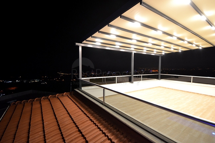 اطلالة بحر - فيلا مستقلة حديثة مع مسبح خاص - في كارجي جاك / الانيا 