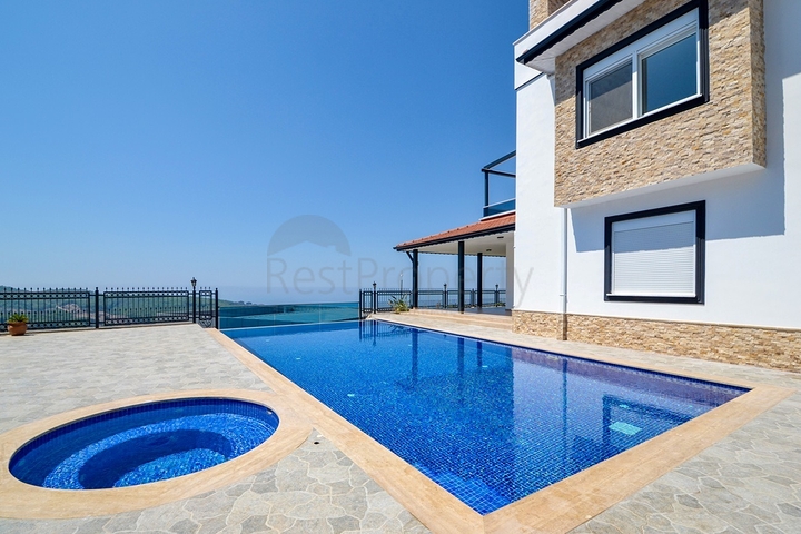 اطلالة بحر - فيلا مستقلة حديثة مع مسبح خاص - في كارجي جاك / الانيا 