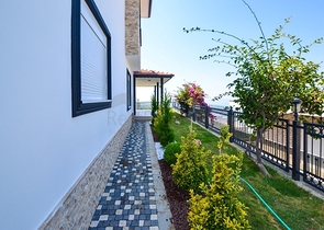 اطلالة بحر - فيلا مستقلة حديثة مع مسبح خاص - في كارجي جاك / الانيا 