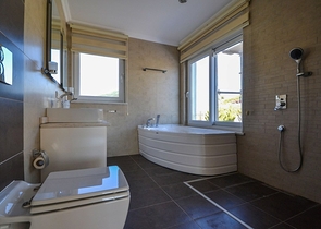 اطلالة بحر - فيلا مستقلة حديثة مع مسبح خاص - في كارجي جاك / الانيا 