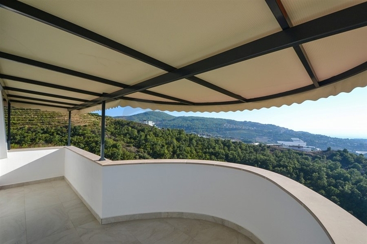 فيلا مستقلة - مسبح خاص -اطلالة بحر - 3 غرف وصالة- في كارجي جاك / الانيا 