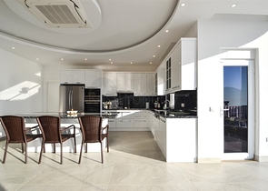 فيلا مستقلة - مسبح خاص -اطلالة بحر - 3 غرف وصالة- في كارجي جاك / الانيا 