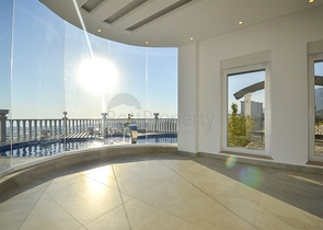 فيلا مستقلة - مسبح خاص -اطلالة بحر - 3 غرف وصالة- في كارجي جاك / الانيا 