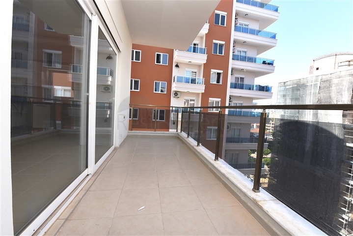 شقة غرفتين وصالة - مؤثثة - قريبة من البحر والاسواق - مهموتلار / الانيا 