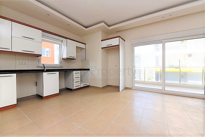 شقة غرفتين وصالة - مؤثثة - قريبة من البحر والاسواق - مهموتلار / الانيا 