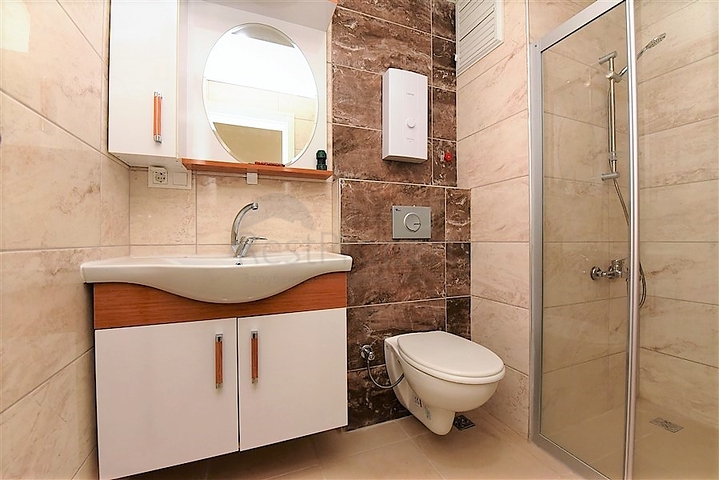 شقة غرفتين وصالة - مؤثثة - قريبة من البحر والاسواق - مهموتلار / الانيا 