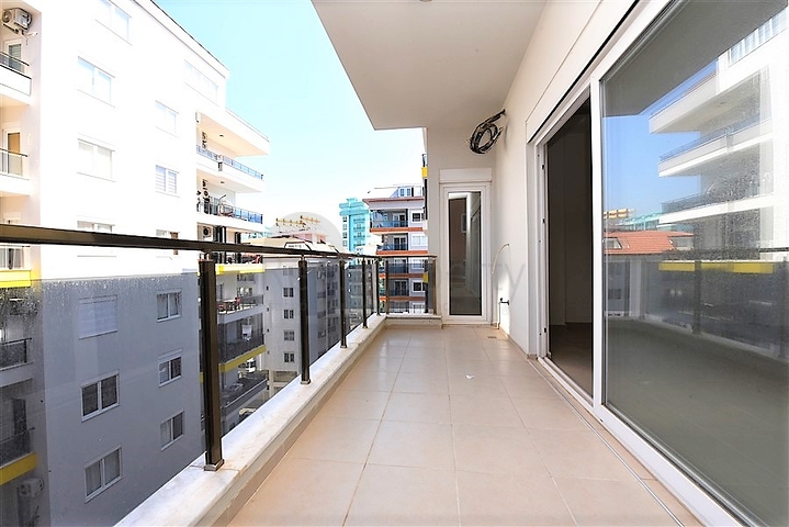 شقة غرفتين وصالة - مؤثثة - قريبة من البحر والاسواق - مهموتلار / الانيا 