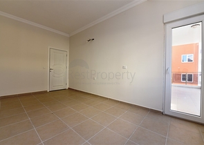 شقة غرفتين وصالة - مؤثثة - قريبة من البحر والاسواق - مهموتلار / الانيا 