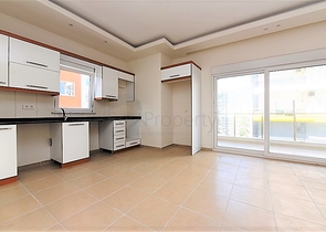 شقة غرفتين وصالة - مؤثثة - قريبة من البحر والاسواق - مهموتلار / الانيا 